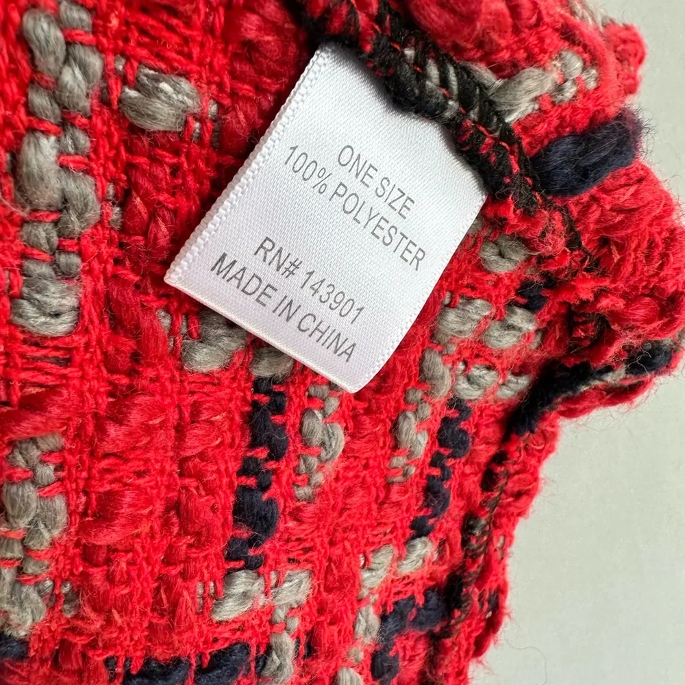 🎉 Coco carmen poncho cover up one size S,M,L - Picture 7 of 7